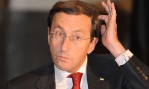 Un altro che non ha mai lavorato in vita sua...